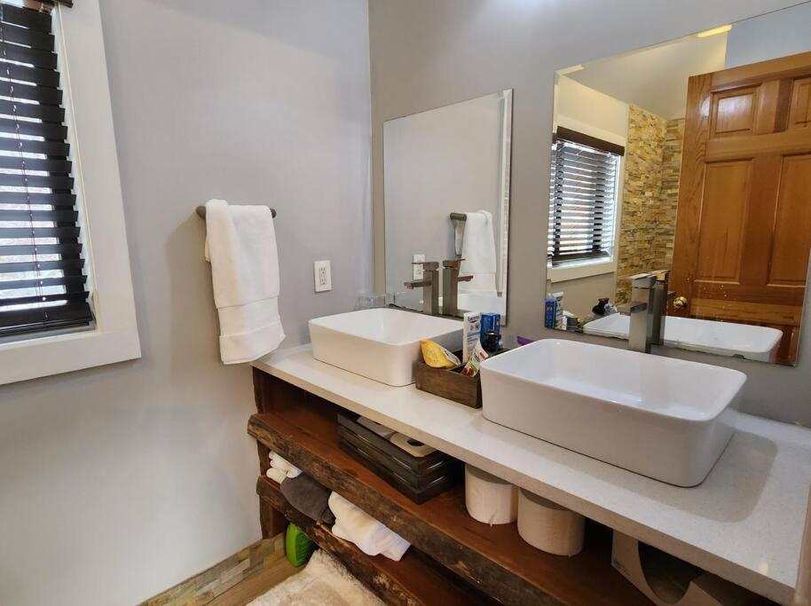 Chalet White Mountain Vista! *